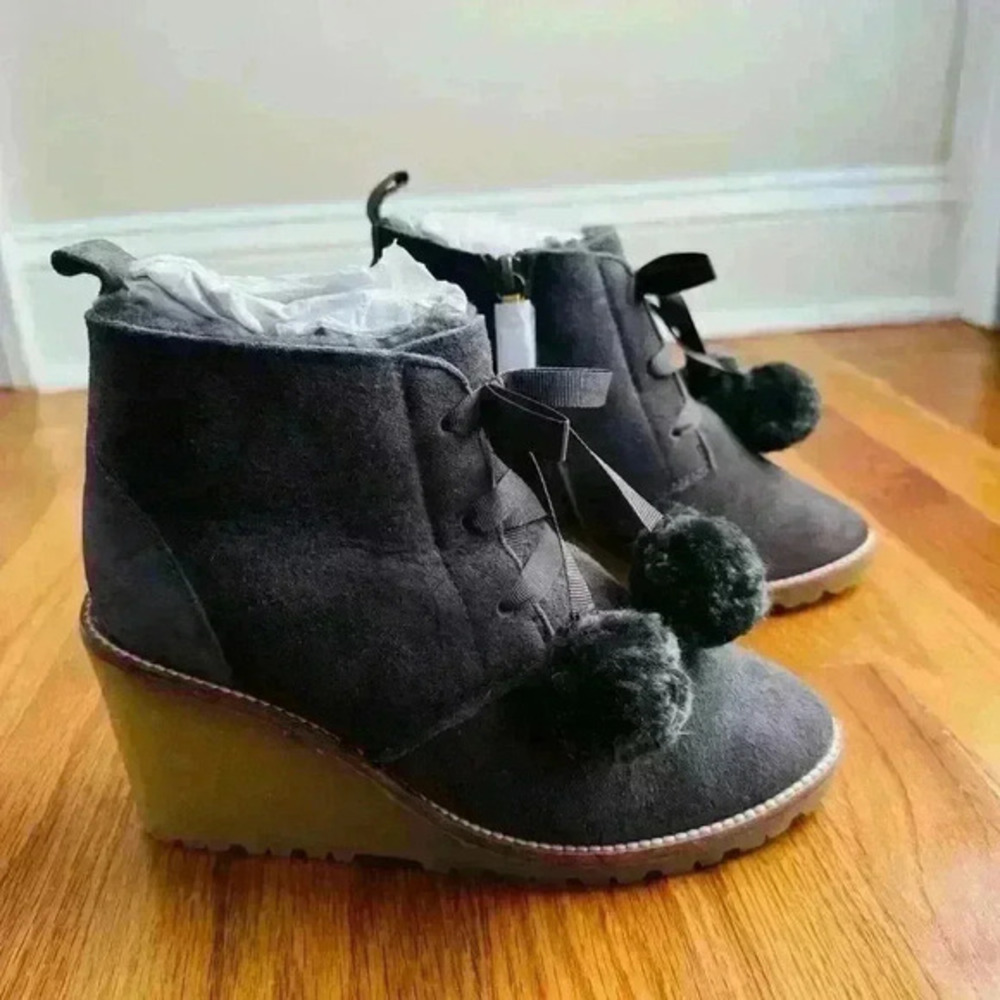 NEW Boden Shearling Desert Suede Grey Pomโ Pom Wedge Booties US 6.5-7 UK 37
